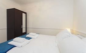Italianflat - Warwick